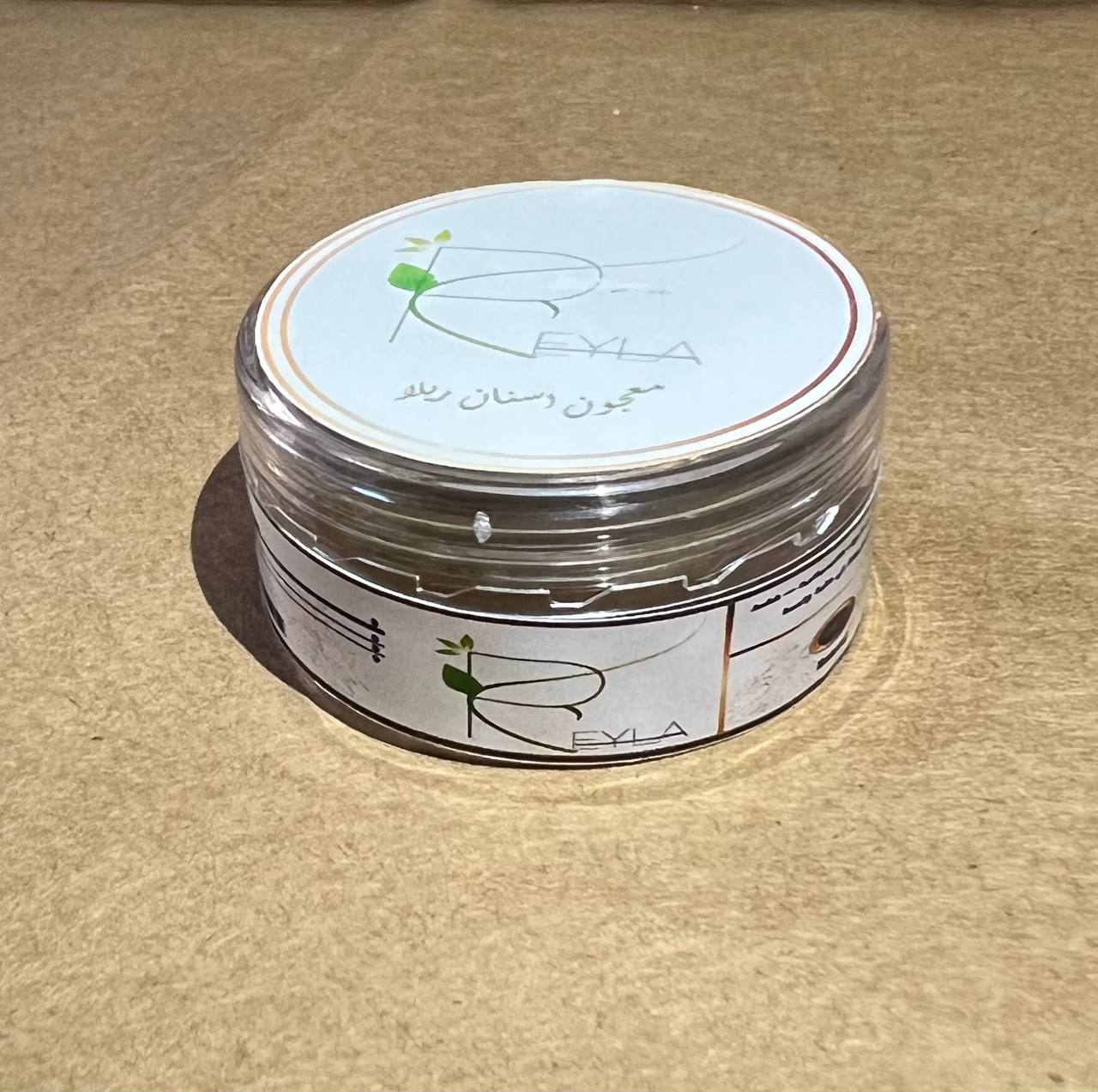 معجون الأسنان رايلا